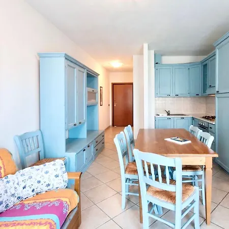 Isa-apartments For 4 People, 2 Bedrooms, In With Swimming Pool In San Vincenzo, Just 600 Meters From The Sea *